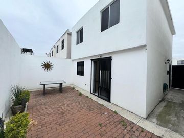 CASA EN VENTA EN GUADALUPE N.L
