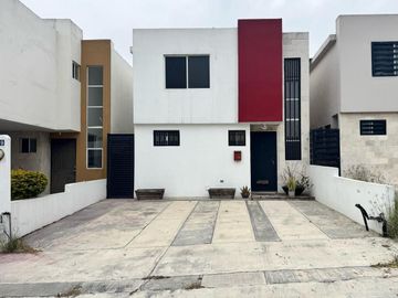 CASA EN VENTA EN GUADALUPE N.L