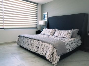 Estrena Casa entre El Refugio y Zibatá, 4 Recámaras, 1 en PB, 3.5 Baños, Alberca