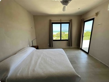 CASA EN VENTA SISAL, LUJO Y TRANQUILIDAD FRENTE AL MAR EN SISAL