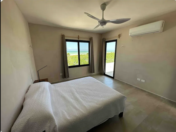 CASA EN VENTA SISAL, LUJO Y TRANQUILIDAD FRENTE AL MAR EN SISAL