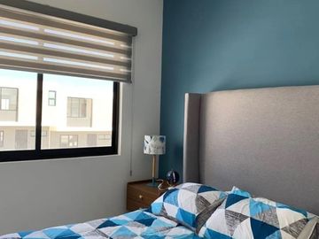 Estrensa Casa entre El Refugio y Zibatá, 4 Recámaras, una en PB, 3.5 Baños