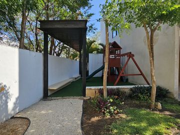 Casa en venta equipada  Mérida Yucatán, Privada Saó Temozón Norte