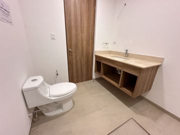 CASA EN VENTA DE 3 RECAMARAS CON ROOF TOP