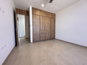 CASA EN VENTA DE 3 RECAMARAS CON ROOF TOP