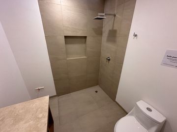 CASA EN VENTA DE 3 RECAMARAS CON ROOF TOP