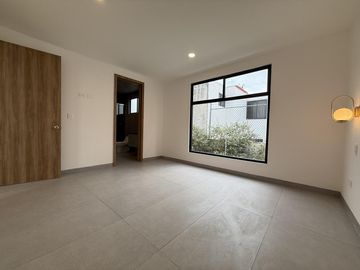 Casa Nueva Moderna con Doble altura en Venta en Zona Recta Cholula