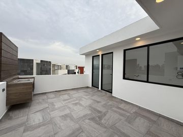 Casa Nueva Moderna con Doble altura en Venta en Zona Recta Cholula