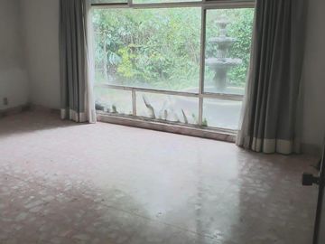 Casa en un nivel en venta en Rancho Cortés con 2155 de terreno y alberca