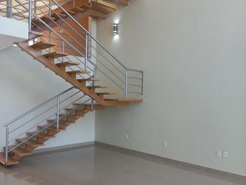 CASA EN VENTA EN CUERNAVACA,  EN DELICIAS, ZONA DORADA, CON HABITACIÓN EN PLANTA BAJA