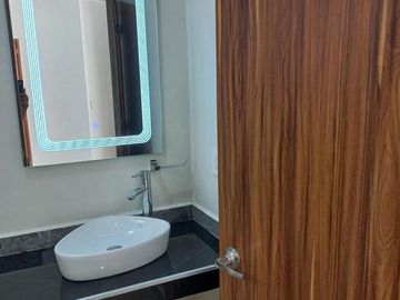 CASA EN VENTA EN CUERNAVACA,  EN DELICIAS, ZONA DORADA, CON HABITACIÓN EN PLANTA BAJA