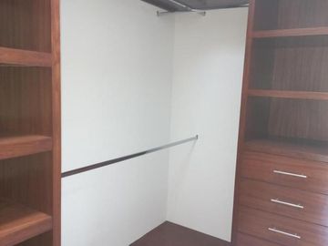 CASA EN VENTA EN CUERNAVACA, EN LOMAS DE VISTA HERMOSA, PARA ESTRENAR, CON HABITACIÓN EN PLANTA BAJA