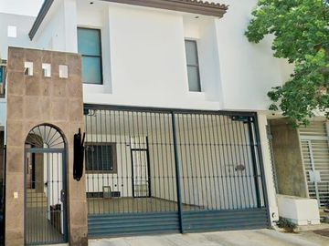 Casa en  Venta Zona Sur
