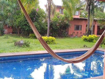 CASA EN CASA EN VENTA EN JIUTEPEC, ¡SUPER OPORTUNIDAD!