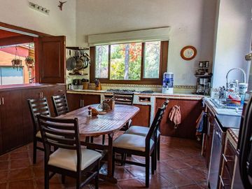 CASA EN CASA EN VENTA EN JIUTEPEC, ¡SUPER OPORTUNIDAD!