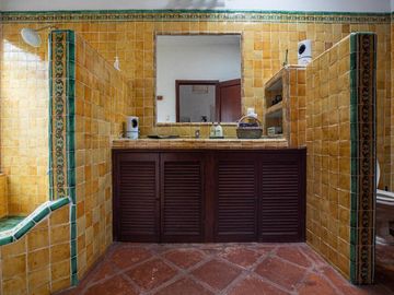 CASA EN CASA EN VENTA EN JIUTEPEC, ¡SUPER OPORTUNIDAD!