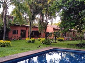 CASA EN CASA EN VENTA EN JIUTEPEC, ¡SUPER OPORTUNIDAD!