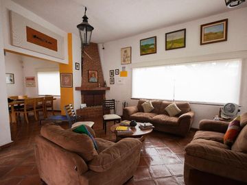 CASA EN CASA EN VENTA EN JIUTEPEC, ¡SUPER OPORTUNIDAD!