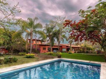CASA EN CASA EN VENTA EN JIUTEPEC, ¡SUPER OPORTUNIDAD!