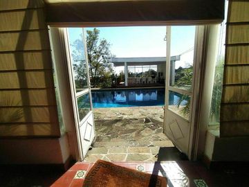 CASA EN VENTA EN CUERNAVACA, RANCHO TETELA CON VISTA PANORÁMICA