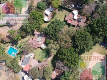 4 CASAS EN VENTA EN JIUTEPEC CON ALBERCA JARDÍN, CANCHA DE PADEL