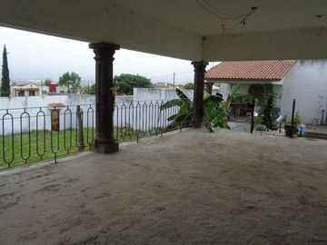 Casa Sola en Colonia Ampliación 3 de Mayo / Emiliano Zapata - CBR-466-Cs