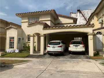 VENTA DE CASA  EN CONDADO DEL REY RESIDENCIAL DORADO SPRING 177M2 JP