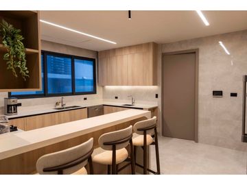 VENTA DE APARTAMENTO 3 RECAMARAS 565 M2 PH OCEAN FRONT JP