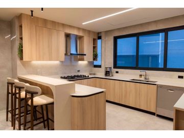 VENTA DE APARTAMENTO 3 RECAMARAS 565 M2 PH OCEAN FRONT JP