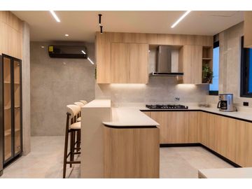 VENTA DE APARTAMENTO 3 RECAMARAS 565 M2 PH OCEAN FRONT JP