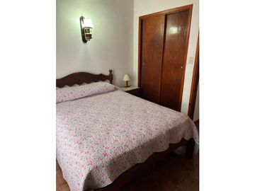 VENTA TRIPLEX -GAS NATURAL- IMPECABLE!!