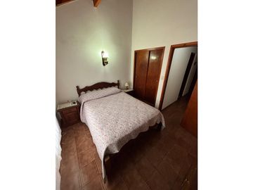 VENTA TRIPLEX -GAS NATURAL- IMPECABLE!!