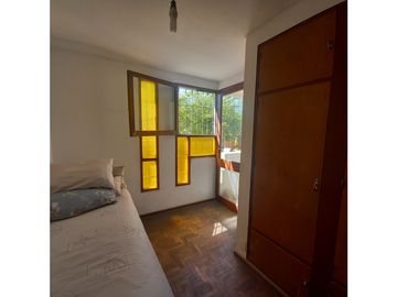 CASA UBICADISIMA EN GODOY CRUZ