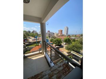 DEPARTAMENTO DE 2 AMBIENTES CON ESTACIONAMIENTO Y BAULERA