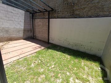 SE VENDE CASA POR ESTRENAR EN LA ARMENIA