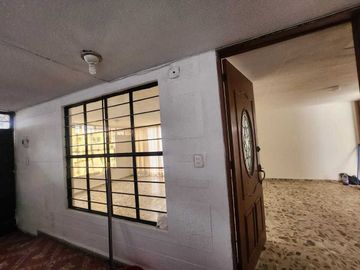 CASA RESIDENCIAL EN VENTA EN PRADOS AGUA AZUL