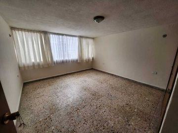CASA RESIDENCIAL EN VENTA EN PRADOS AGUA AZUL