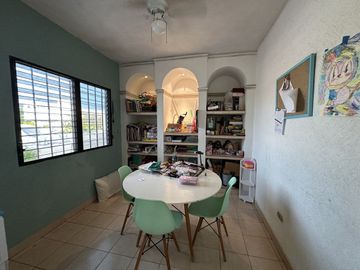Casa en venta en Residencial Pensiones.