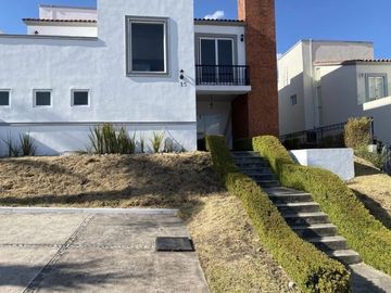 Renta de casa en Real Esmeralda Atizapan