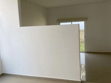 Renta de casa en Real Esmeralda Atizapan