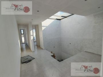 CASA EN VENTA  SANTUARIA