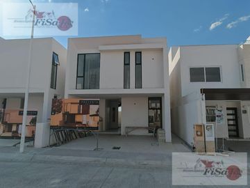 CASA EN VENTA  SANTUARIA