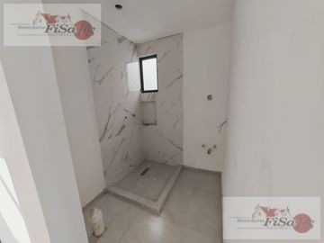 CASA EN VENTA  SANTUARIA
