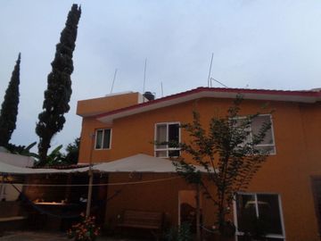 Casa en venta con habitacion en planta baja en Reforma, Cuernavaca