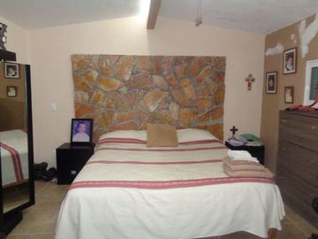 Casa en venta con habitacion en planta baja en Reforma, Cuernavaca
