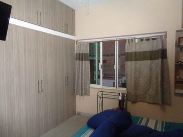 Casa en venta con habitacion en planta baja en Reforma, Cuernavaca