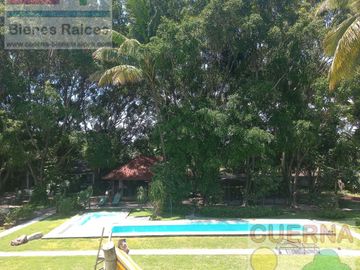 TERRENO EN VENTA EN XOCHITEPEC A UNOS MINUTOS DEL TEC DE MONTERREY, IDEAL PARA HOTEL, DESARROLLADOR, ASILO, CLINICA, JARDÍN DE EVENTOS, RANCHO