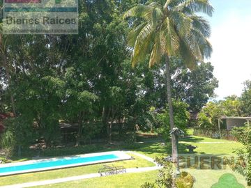 TERRENO EN VENTA EN XOCHITEPEC A UNOS MINUTOS DEL TEC DE MONTERREY, IDEAL PARA HOTEL, DESARROLLADOR, ASILO, CLINICA, JARDÍN DE EVENTOS, RANCHO