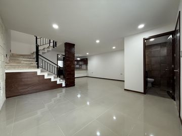 Casa Residencial Nueva en Venta en Antigua Cementera
