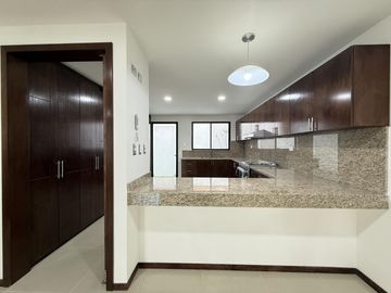 Casa Residencial Nueva en Venta en Antigua Cementera